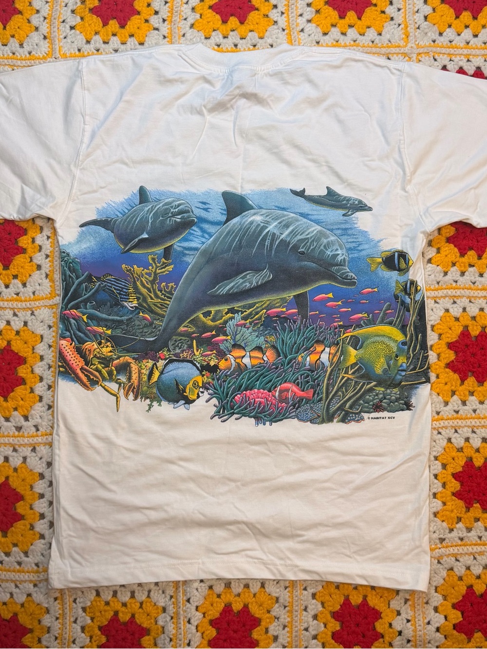 Vintage 90s White Dolphin & Tropical Fish Ocean Theme Graphic Tee